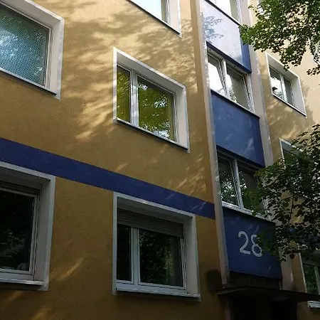 *schones Mit Balkon Mitten Im Zentrum* Wurtzburgo