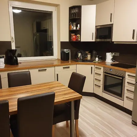 *schones Mit Balkon Mitten Im Zentrum* * Würzburg